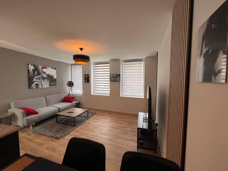 Voyage En Duplex En Hyper Centre Apartment Valenciennes Exterior photo