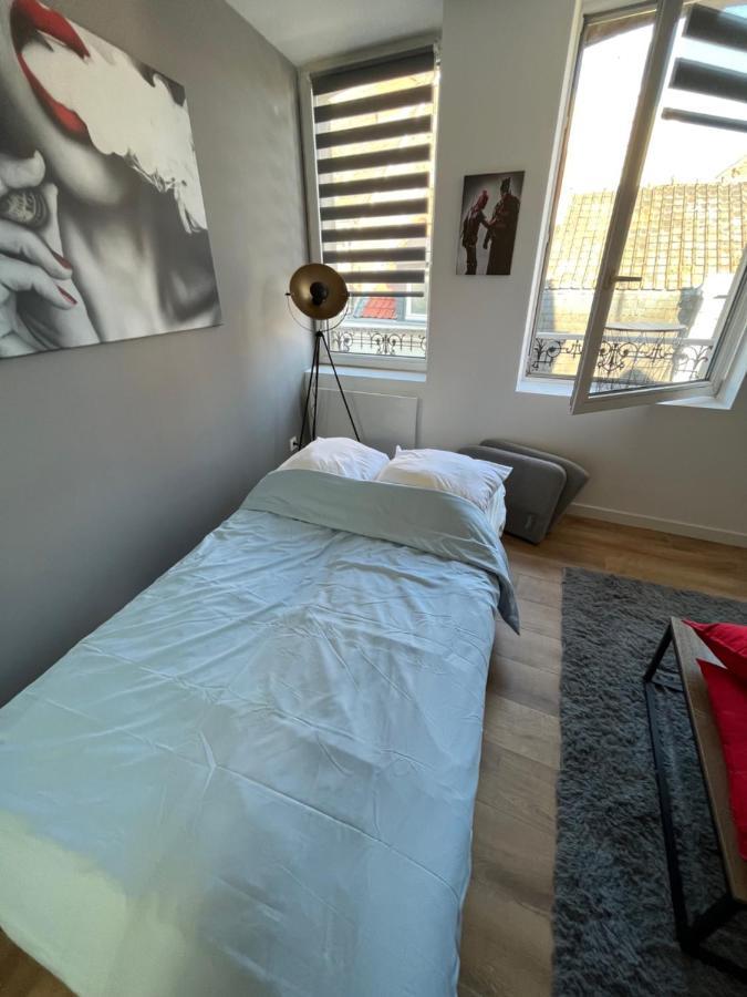Voyage En Duplex En Hyper Centre Apartment Valenciennes Exterior photo
